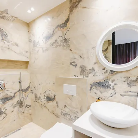 Durres Str Modern - The Nest Appartement *