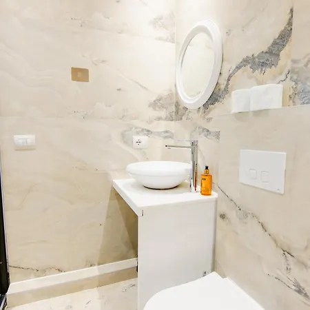Durres Str Modern - The Nest Apartment