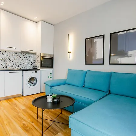 Durres Str Modern - The Nest Appartement *
