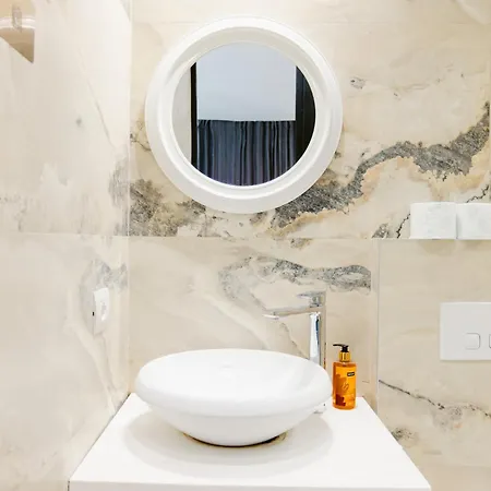 Durres Str Modern - The Nest Appartement *