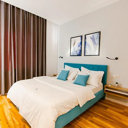 Durres Str Modern - The Nest Apartment *