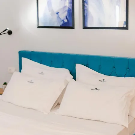 Durres Str Modern - The Nest Apartment