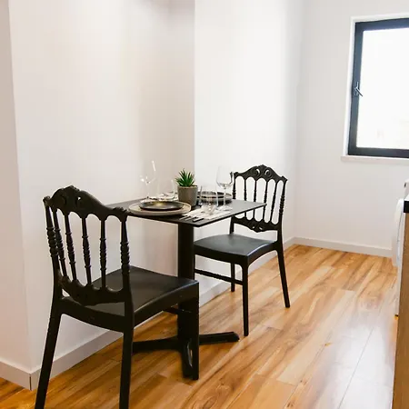 Durres Str Modern - The Nest *