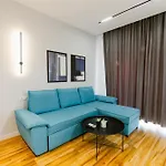 Durres Str Modern - The Nest 아파트 티라나