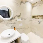 Durres Str Modern - The Nest 아파트 *