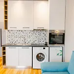 아파트 Durres Str Modern - The Nest *