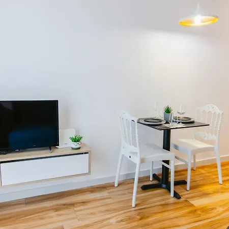 아파트 Durres Str Modern - The Nest *
