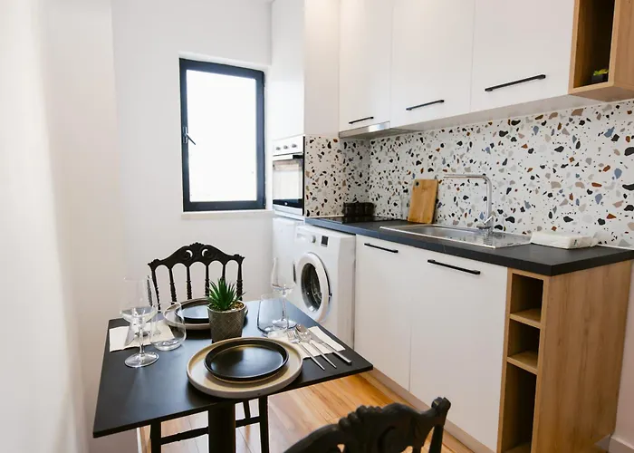 Durres Str Modern - The Nest Appartement *